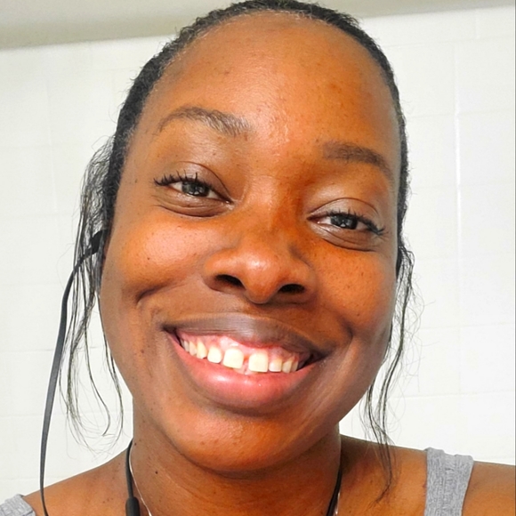 Meet your Posher, Torrey and yolawnda - Picture 1 of 1